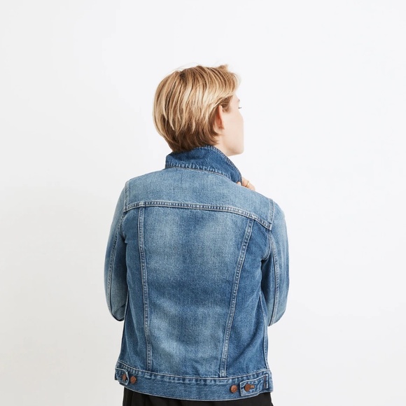 Madewell: The Jean Jacket in Pinter Wash - Picture 5 of 6
